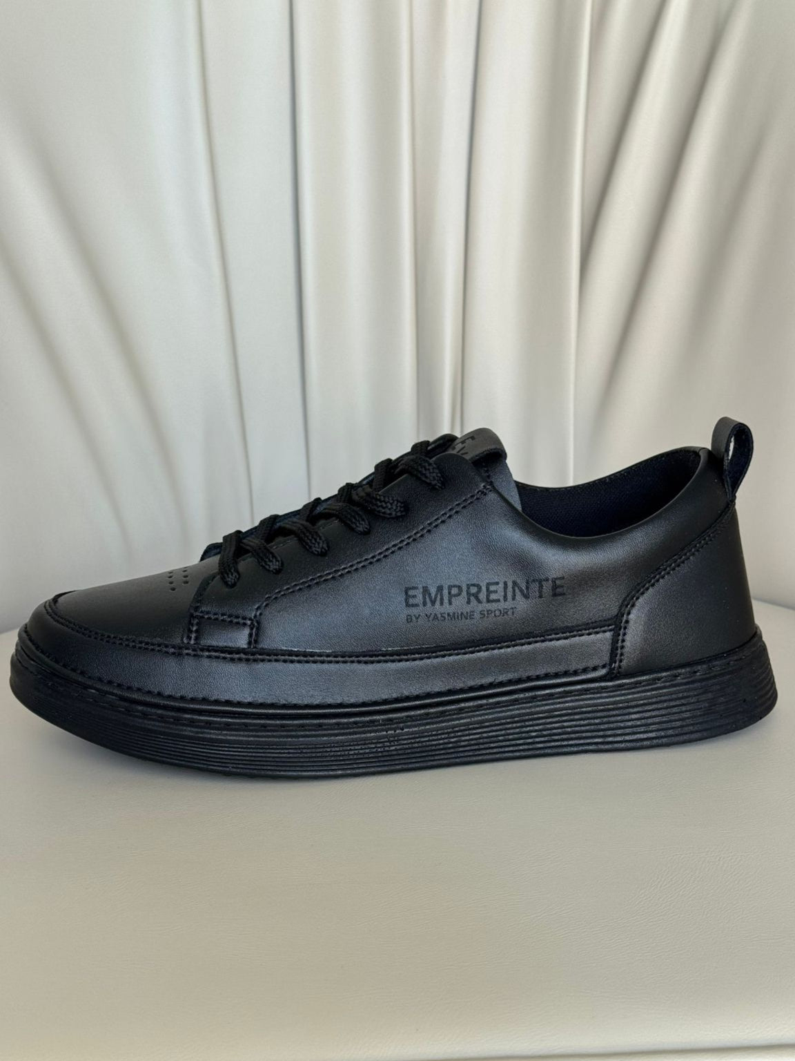 Black Sneakers